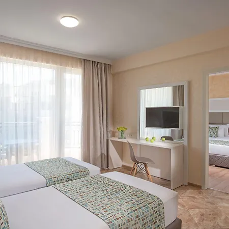 Хотел Marina Sands Boutique