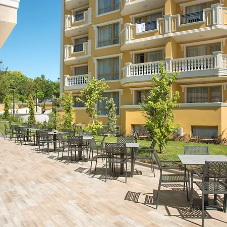 Marina Sands Boutique Обзор