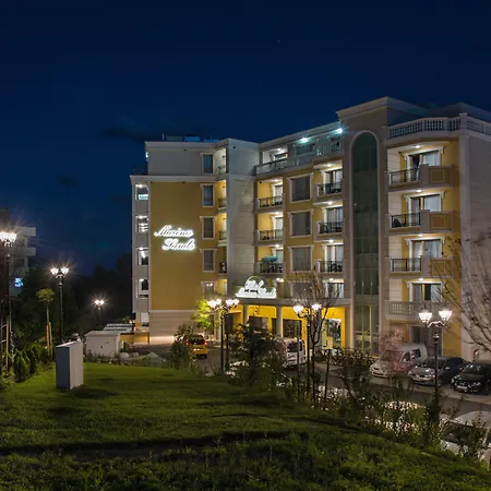 ホテル Marina Sands Boutique オブゾー