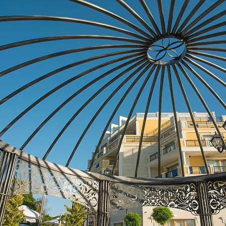 Хотел Marina Sands Boutique Обзор