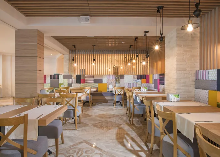 Отель Marina Sands Boutique 4*