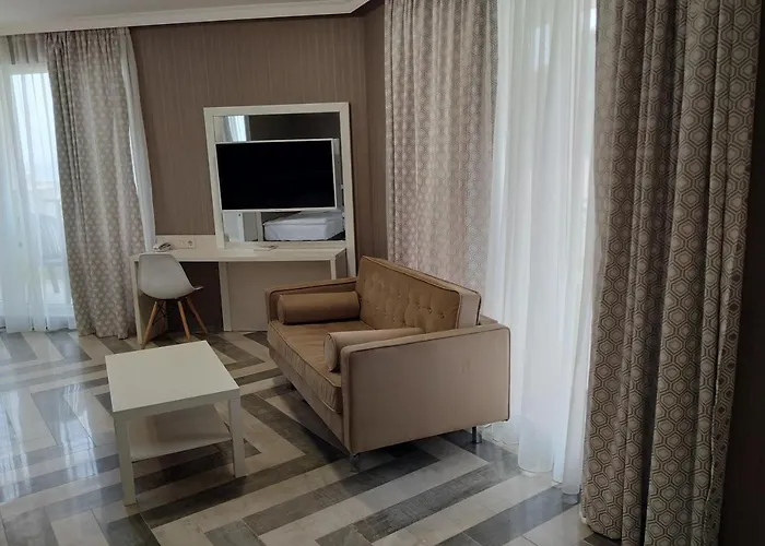 Отель Marina Sands Boutique Обзор